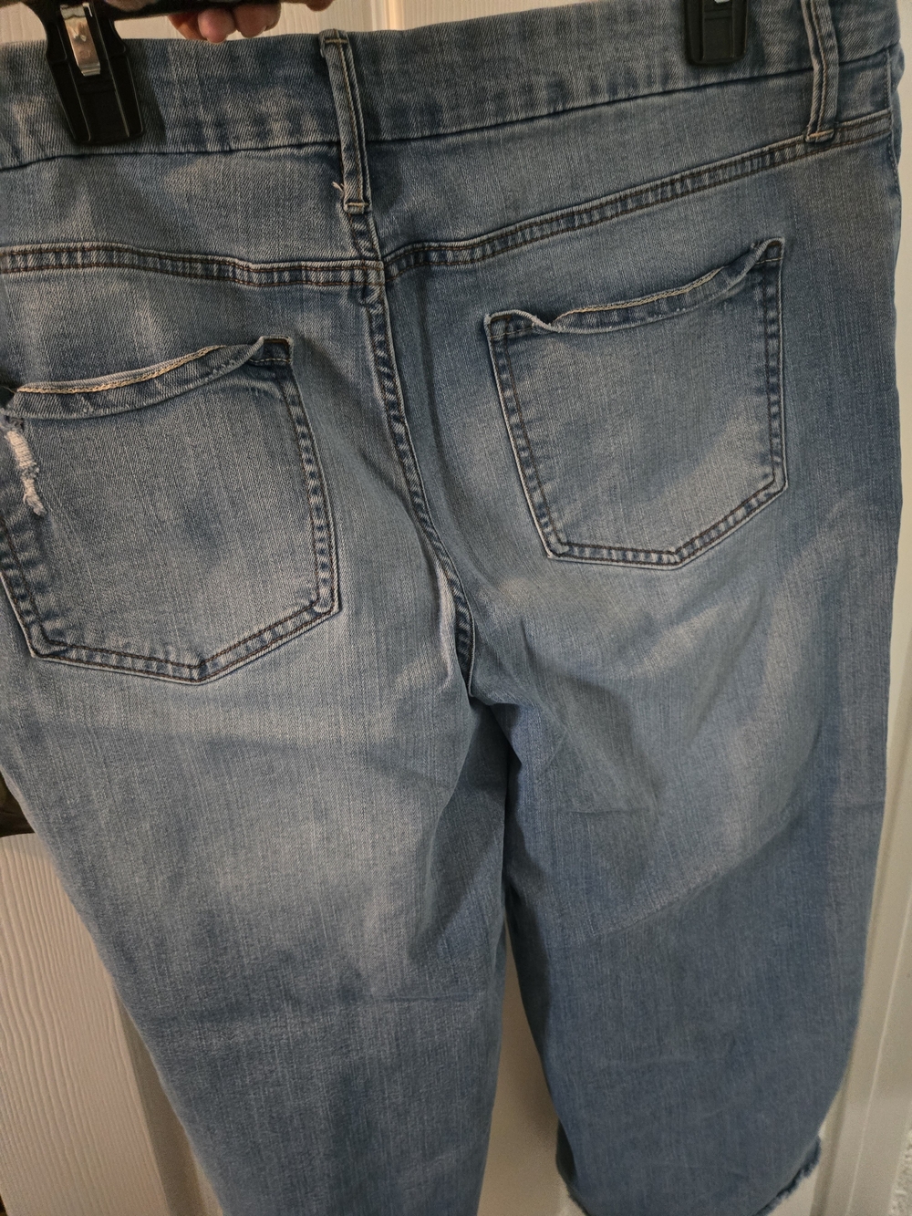 Light Blue Wide-Leg Women's Crop Jeans 24" Inseam - Picture 3 of 3